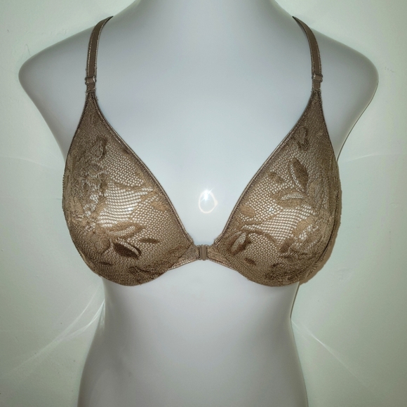 Victoria's Secret Other - VICTORIA’S SECRETS 36B BRA NEW LACE NYLON UNDERWIRE RACER BACK SLEEP
